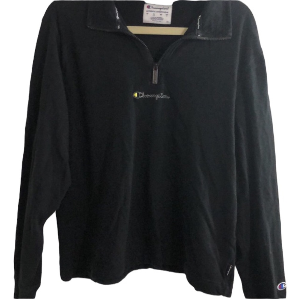 Champion pull over shirt, big boy large
